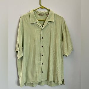 Men’s light green Tommy Bahama shirt sleeve button up.